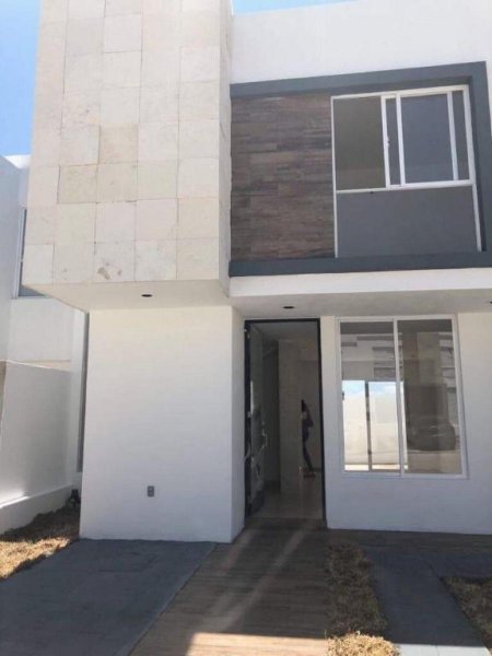 Foto Casa en Renta en San Isidro Juriquilla, Santiago de Querétaro, Queretaro Arteaga - $ 10.000 - CAR248588 - BienesOnLine