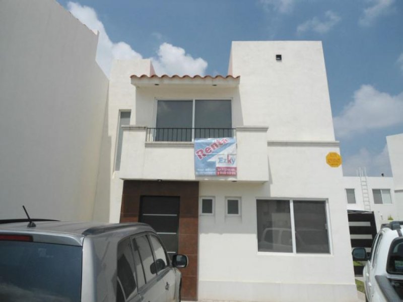 Foto Casa en Renta en PUERTA DE PIEDRA, San Luis Potosí, San Luis Potosi - $ 8.600 - CAR129816 - BienesOnLine