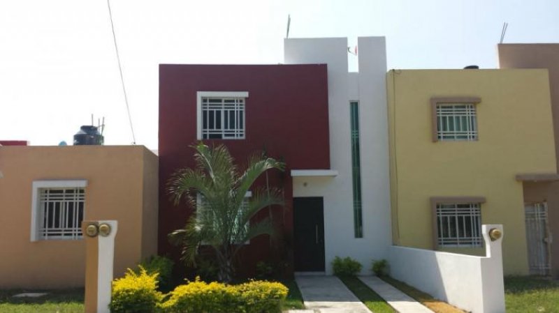 Foto Casa en Venta en Colima, Colima - $ 825.000 - CAV124473 - BienesOnLine