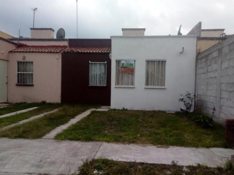 Casa en Venta en Paseos del Valle Tlajomulco de Zúñiga, Jalisco