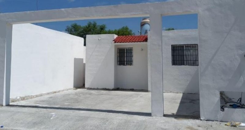 Foto Casa en Venta en LEONA VICARIO, Kanasín, Yucatan - $ 720.000 - CAV310574 - BienesOnLine