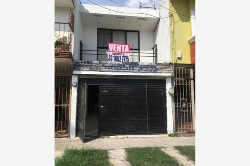 Foto Casa en Venta en ARCOS DE ZAPOPAN, Zapopan, Jalisco - $ 1.451.000 - CAV320474 - BienesOnLine