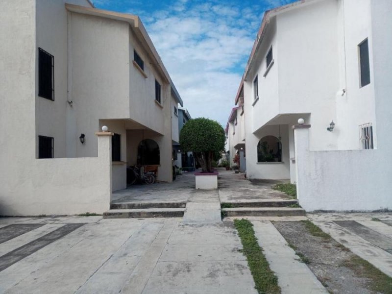 Foto Casa en Venta en Joyas de Mocambo, Boca del Río, Veracruz - $ 1.625.000 - CAV340532 - BienesOnLine