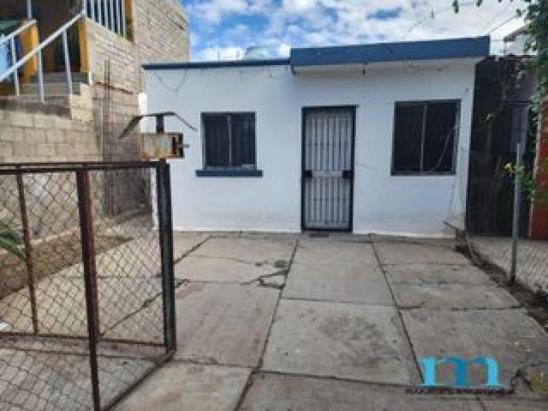 Foto Casa en Venta en Tierra de la Esperanza, Tlajomulco de Zúñiga, Jalisco - $ 925.000 - CAV352304 - BienesOnLine