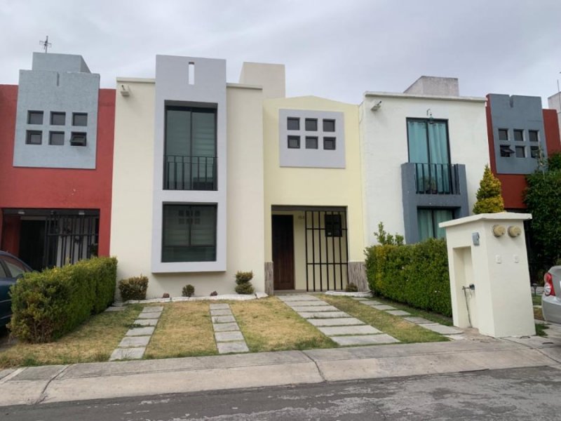 Casa en Venta en San Luis Mextepec Zinacantepec, Mexico