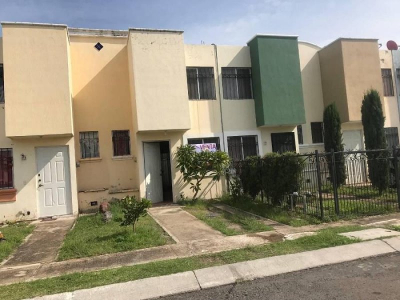 Casa en Venta en PLUTARCO ELIAS CALLES Guadalajara, Jalisco