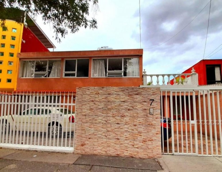 Foto Casa en Venta en Ciudad Satélite, Naucalpan de Juárez, Mexico - $ 9.200.000 - CAV321077 - BienesOnLine