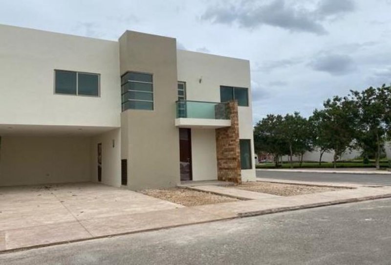 Foto Casa en Venta en Mérida, Yucatan - $ 2.100.000 - CAV297693 - BienesOnLine