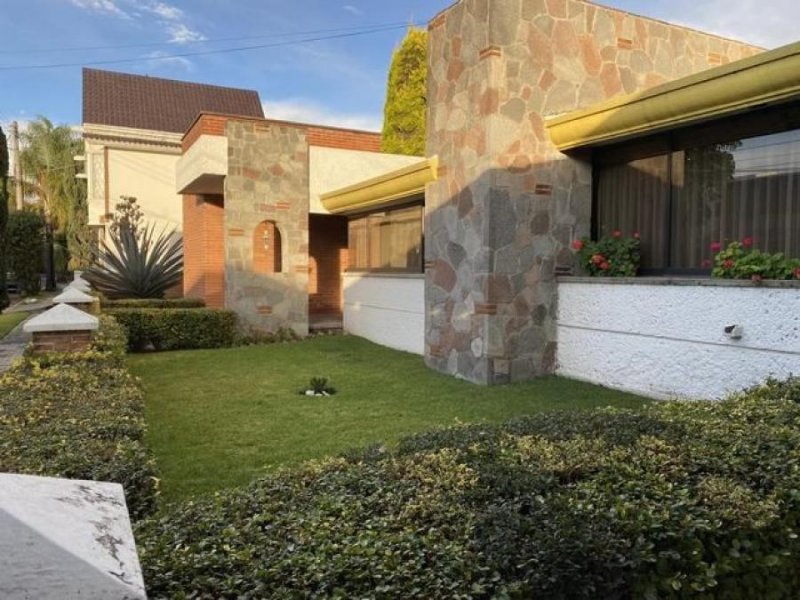 Casa en Venta en LA CARCAÑA Puebla, Puebla