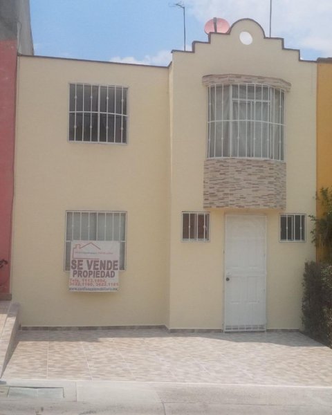 Foto Casa en Venta en CLAUSTROS DE SAN MIGUEL, Cuautitlán Izcalli, Mexico - $ 1.700.000 - CAV275128 - BienesOnLine