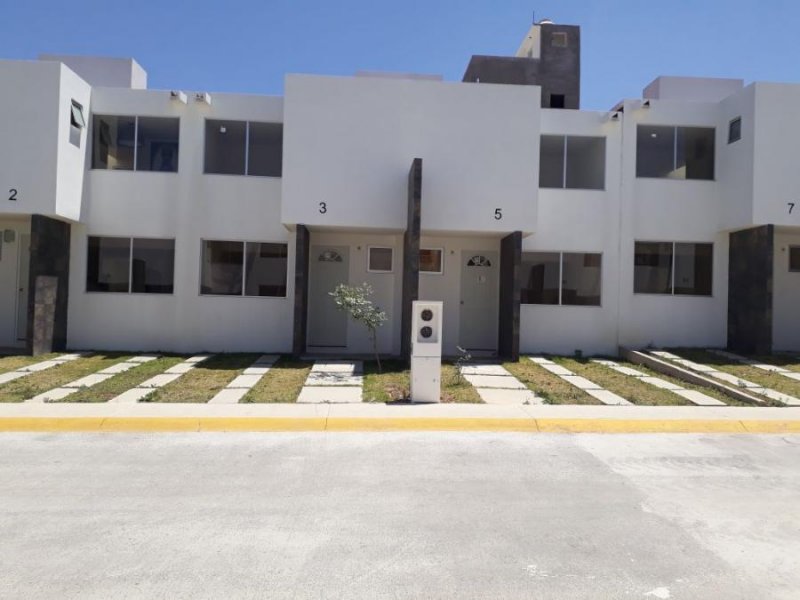 Foto Casa en Venta en Ciudad López Mateos, Mexico - $ 1.260.000 - CAV247745 - BienesOnLine