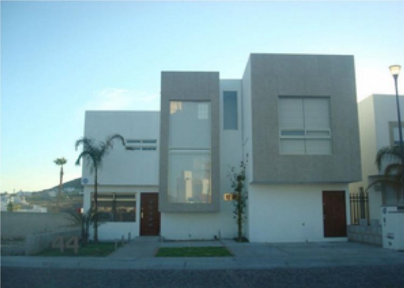 Foto Casa en Venta en CUMBRES DEL LAGO JURIQUILLA, Juriquilla, Queretaro Arteaga - $ 3.550.000 - CAV135396 - BienesOnLine