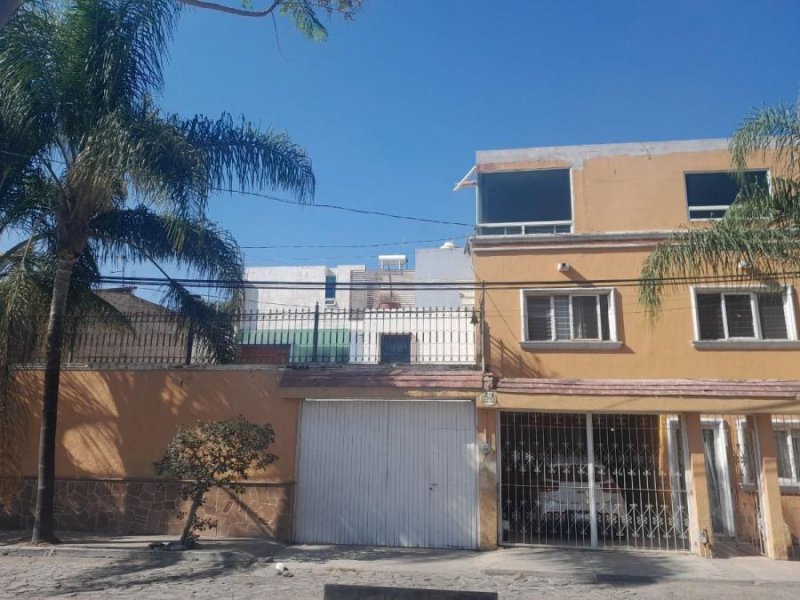 Foto Casa en Venta en El campanario, Tlajomulco de Zúñiga, Jalisco - $ 8.830.000 - CAV355335 - BienesOnLine