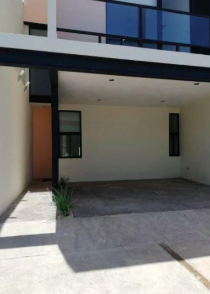 Foto Casa en Venta en ALTABRISA, Mérida, Yucatan - $ 3.155.000 - CAV292988 - BienesOnLine