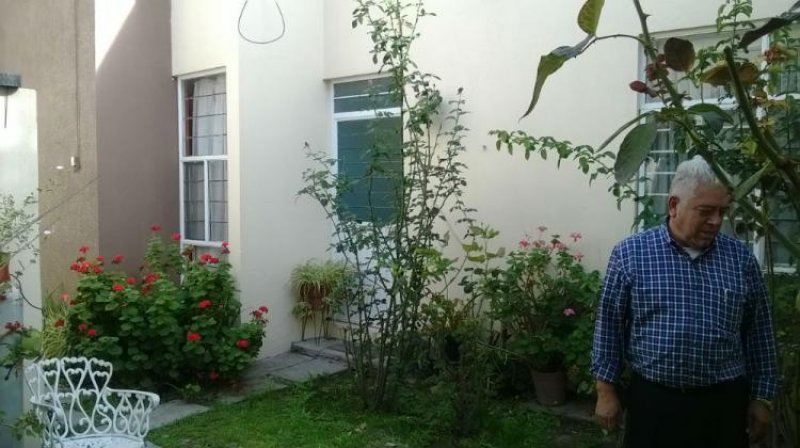 Foto Casa en Venta en Arboledas, Celaya, Guanajuato - $ 1.500.000 - CAV121446 - BienesOnLine