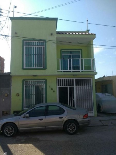 Foto Casa en Venta en floresta, Irapuato, Guanajuato - $ 1.200.000 - CAV196576 - BienesOnLine