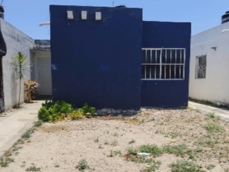 CASA EN  VENTA EN JARDINES DEL SUR