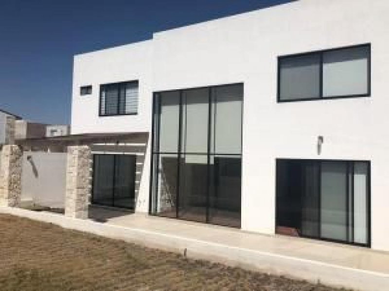 Foto Casa en Venta en CLUB DE GOLF LA LOMA, San Luis Potosí, San Luis Potosi - $ 7.850.000 - CAV284700 - BienesOnLine