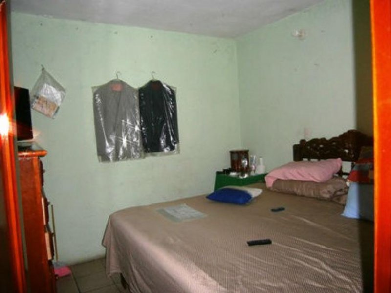 Foto Terreno en Venta en COL. TZINDURIO DE MORELOS, Morelia, Michoacan de Ocampo - $ 1.000.000 - TEV164893 - BienesOnLine