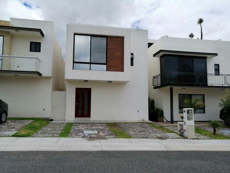 Foto Casa en Venta en Cond Monte Everest, Juriquilla, Queretaro Arteaga - $ 883.150 - CAV352992 - BienesOnLine