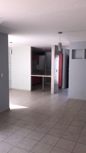 Foto Casa en Venta en EL MIRADOR, Santiago de Querétaro, Queretaro Arteaga - $ 1.500.000 - CAV248609 - BienesOnLine