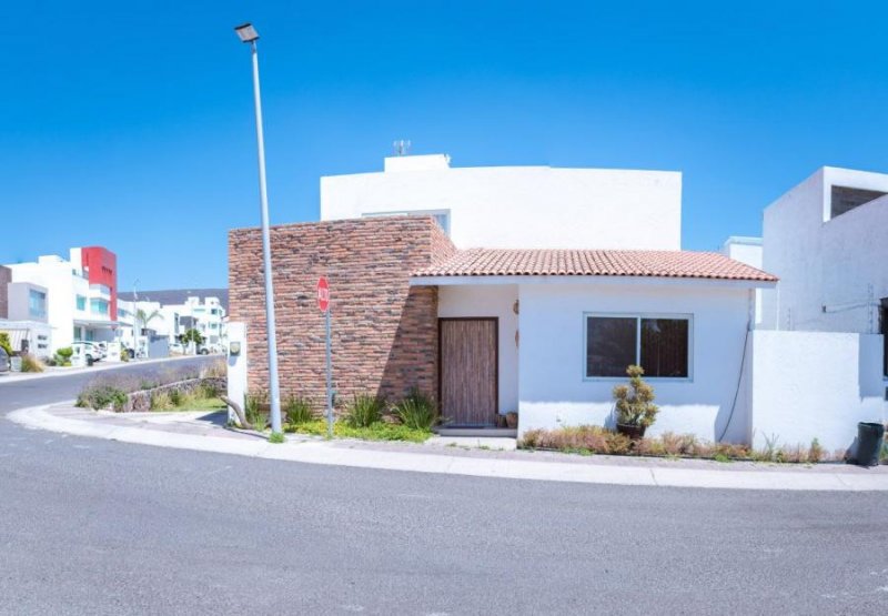 Foto Casa en Venta en El Refugio Residencial, Santiago de Querétaro, Queretaro Arteaga - $ 3.230.000 - CAV248602 - BienesOnLine