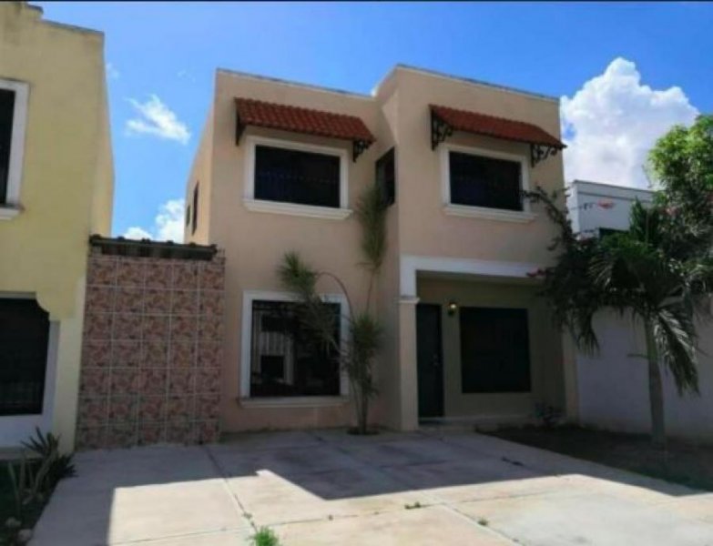 Foto Casa en Venta en Gran Santa Fe, Mérida, Yucatan - $ 1.490.000 - CAV294643 - BienesOnLine