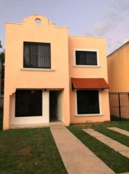 Foto Casa en Venta en Gran Santa Fe, Mérida, Yucatan - $ 1.490.000 - CAV294644 - BienesOnLine