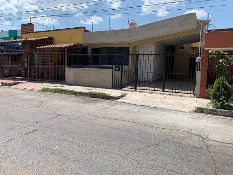 Foto Casa en Venta en la calma, Zapopan, Jalisco - $ 3.850.000 - CAV316992 - BienesOnLine