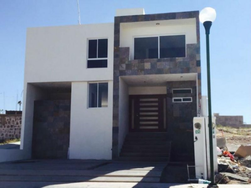 Foto Casa en Venta en LA VISTA, San Luis Potosí, San Luis Potosi - $ 4.100.000 - CAV152948 - BienesOnLine