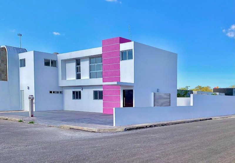 Casa en Venta en  KM 6 CARRETERA, Merida - Motul, 97345 Mérida, Yuc., Yucatan