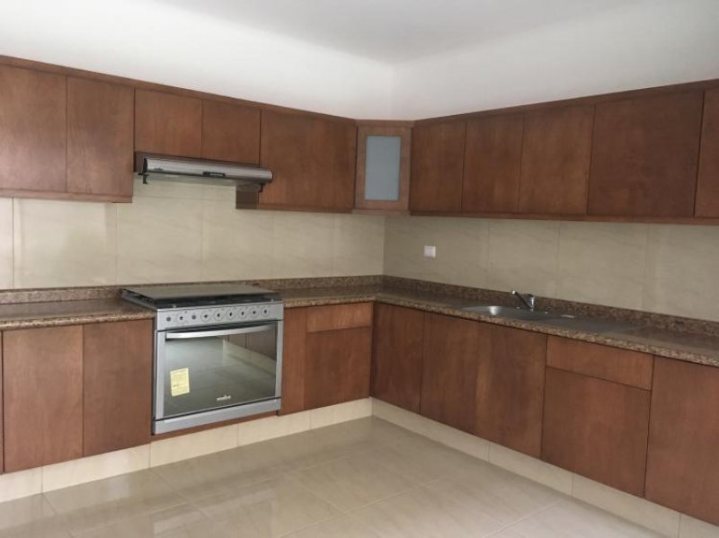 Foto Casa en Venta en Paseo del Parque Tres Marias, Morelia, Michoacan de Ocampo - $ 2.349.000 - CAV214766 - BienesOnLine