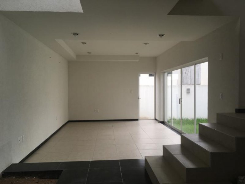 Foto Casa en Venta en PASEO DEL PARQUE TRES MARIAS, Morelia, Michoacan de Ocampo - $ 1.975.000 - CAV214903 - BienesOnLine