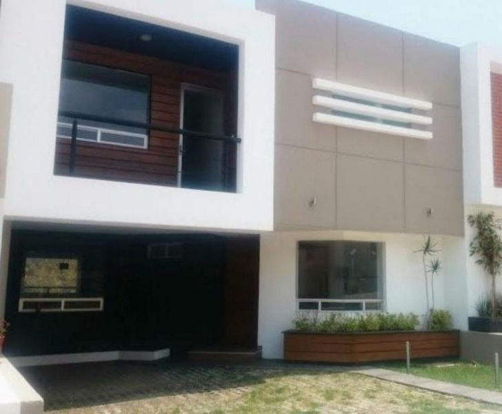 Foto Casa en Venta en Paseo del Parque, Morelia, Michoacan de Ocampo - $ 2.200.000 - CAV169369 - BienesOnLine