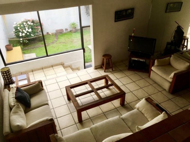 Foto Casa en Venta en Primera Sección de Lomas Verdes, Naucalpan de Juárez, Mexico - $ 2.750.000 - CAV214427 - BienesOnLine