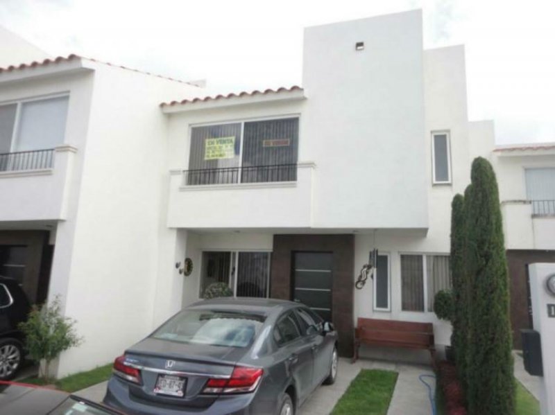 Foto Casa en Venta en PUERTA DE PIEDRA, San Luis Potosí, San Luis Potosi - $ 1.580.000 - CAV129682 - BienesOnLine