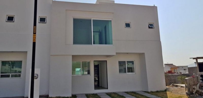 Foto Casa en Venta en Las Trojes Corregidora, Santiago de Querétaro, Queretaro Arteaga - $ 1.950.000 - CAV263143 - BienesOnLine