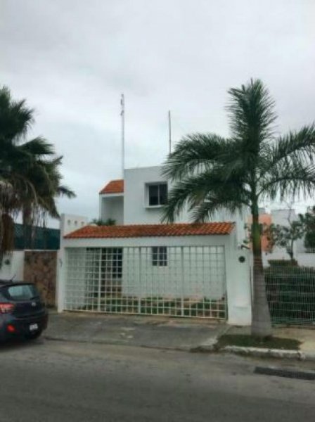 Foto Casa en Venta en REAL MONTEJO, Mérida, Yucatan - $ 1.600.000 - CAV296466 - BienesOnLine