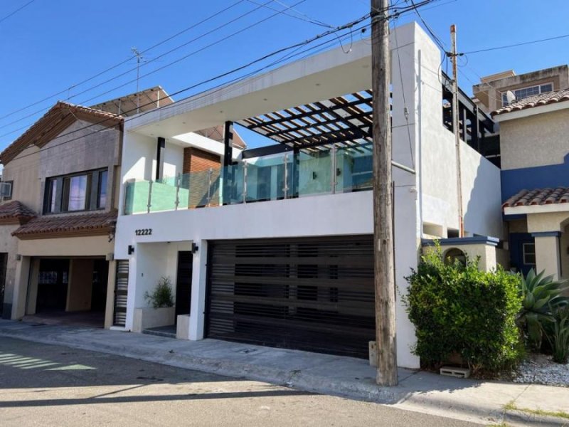 Casa en Venta en Residencial Agua Caliente Tijuana, Baja California