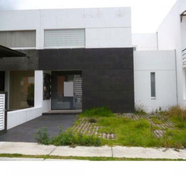 Foto Casa en Venta en Rincón de La Montaña, Morelia, Michoacan de Ocampo - $ 2.200.000 - CAV199268 - BienesOnLine