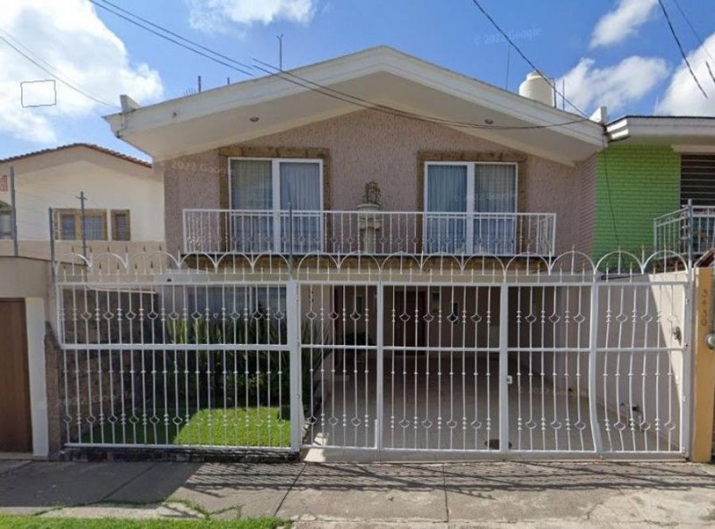 Casa en Venta en Jardines de Los Arcos Guadalajara, Jalisco