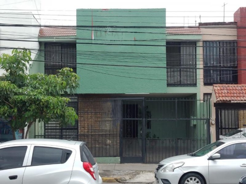 Foto Casa en Venta en Santa Elena alcalde, Guadalajara, Jalisco - $ 4.100.000 - CAV355876 - BienesOnLine