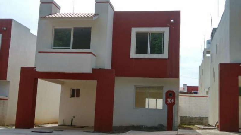 Foto Casa en Venta en José María Pino Suárez, Tabasco - $ 2.190.000 - CAV182787 - BienesOnLine