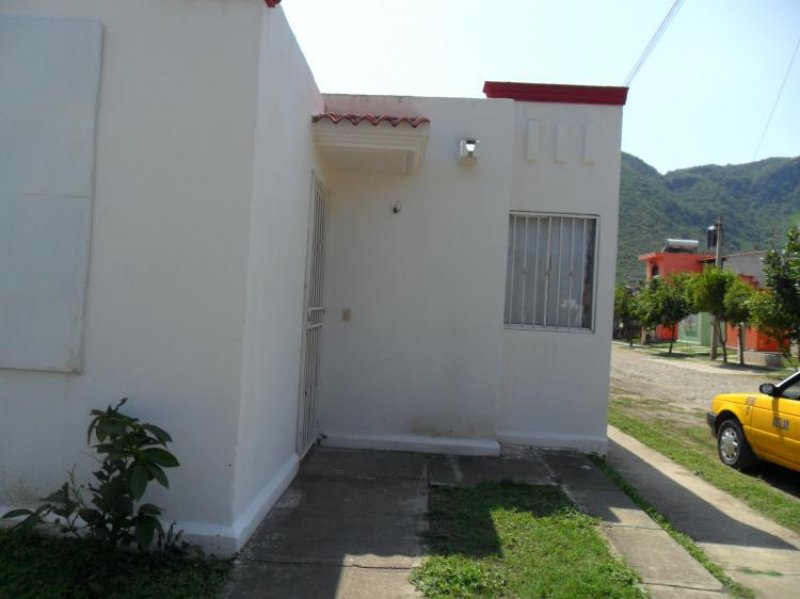 Foto Casa en Venta en Autlán de Navarro, Jalisco - $ 650.000 - CAV224371 - BienesOnLine