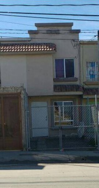 Foto Casa en Venta en Urbi villas del prado, Tijuana, Baja California - $ 440.000 - CAV213335 - BienesOnLine