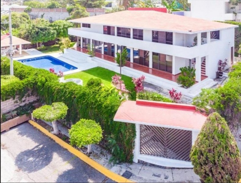 Excelente Casa en Venta, haz una buena inversión, Rio de Janeiro 2, Burgos Cuernavaca, Morelos