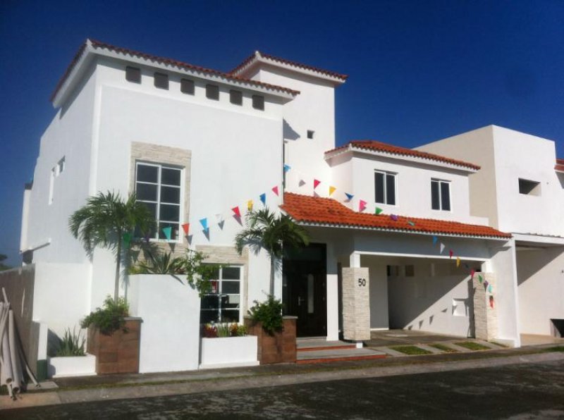 Foto Casa en Venta en El Sendero, Alvarado, Veracruz - $ 3.350.000 - CAV200699 - BienesOnLine