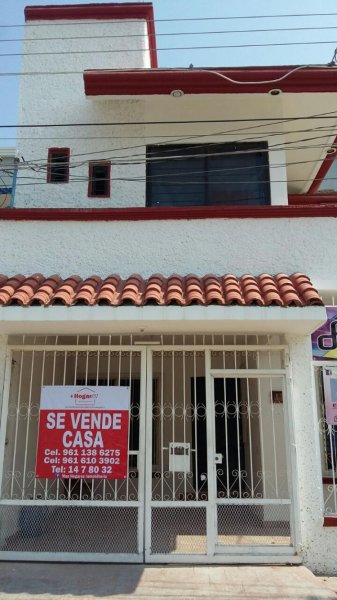 Foto Casa en Venta en FRACCIONAMIENTO MIRAMAR, Tuxtla Gutiérrez, Chiapas - $ 1.500.000 - CAV169561 - BienesOnLine