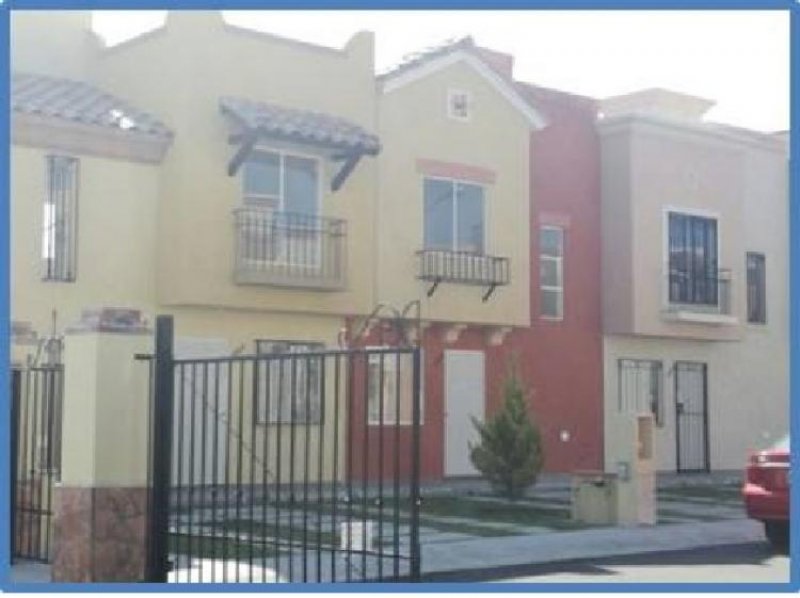 Foto Casa en Venta en REAL TOLEDO SECCIÓN 13, Pachuca de Soto, Hidalgo - $ 720.000 - CAV222315 - BienesOnLine