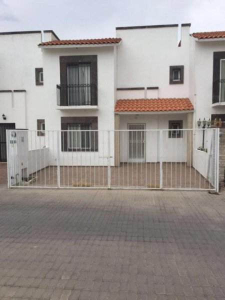 Casa en Venta en villas de bernalejo Irapuato, Guanajuato